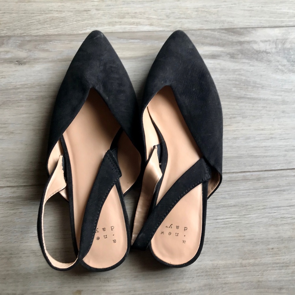 Flat pointy toe mules